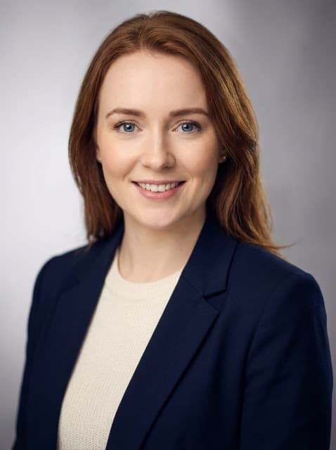 Navy jacket, cream knit top - Soft gradient grey